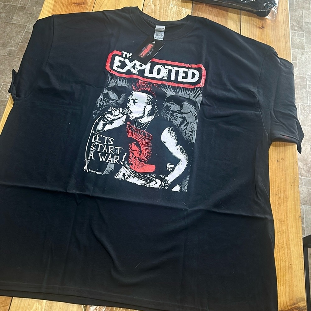 The Exploited 'Lets Start A War' S XL T shirt - NEW